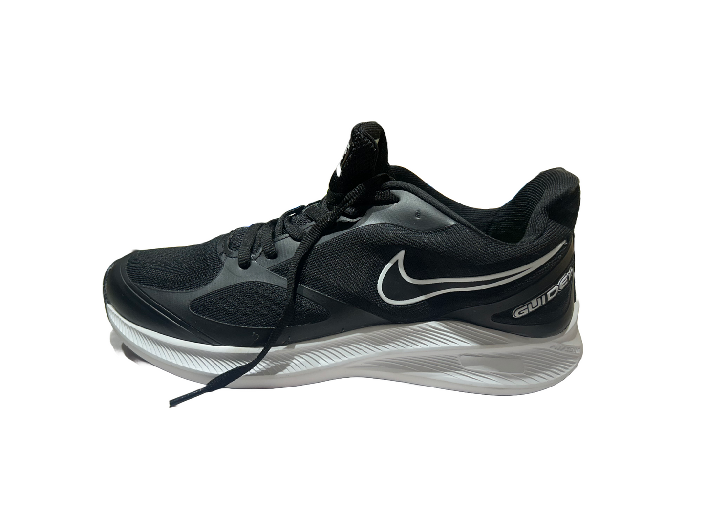 First copy GUIDE 10 Nike